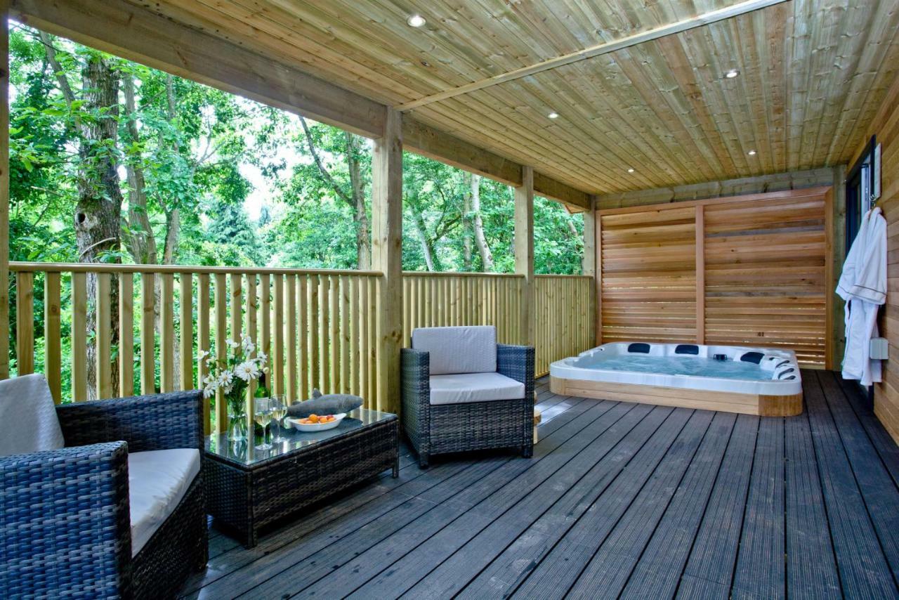 Cedar Lodge, South View Lodges, Эксетер Экстерьер фото